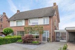 Afbeelding van: Oost West En Middelbeers – ’t Ven 13 – Hoofdfoto